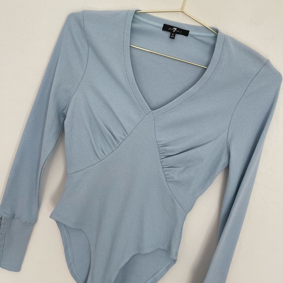 7 FOR ALL MANKIND Blue Ribbed Long Sleeve V Neckline Bodysuit Sz S NWT - Picture 2 of 8